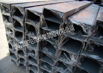 如何提高生產(chǎn)防火槽式電纜橋架自動(dòng)化強(qiáng)度？